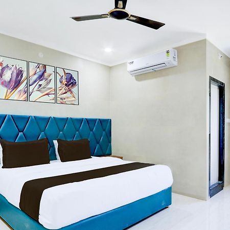 Hotel O Pr Grand Khammam 外观 照片