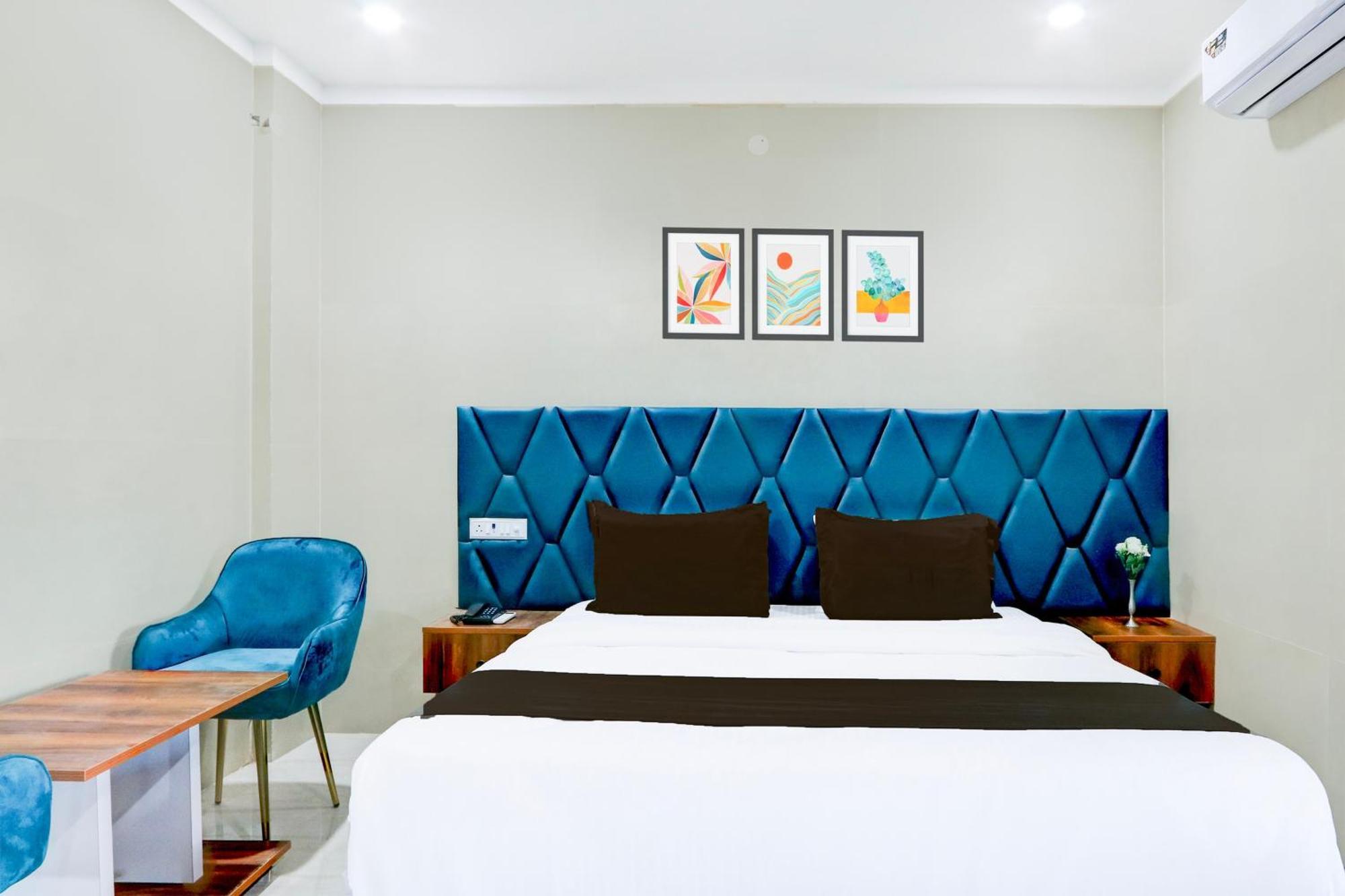 Hotel O Pr Grand Khammam 外观 照片