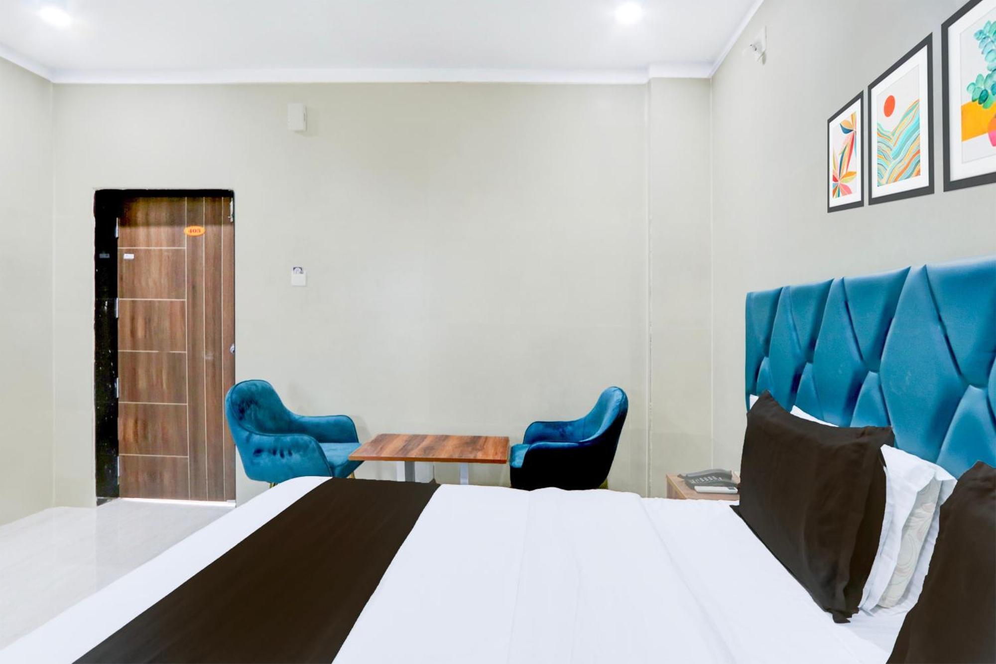 Hotel O Pr Grand Khammam 外观 照片