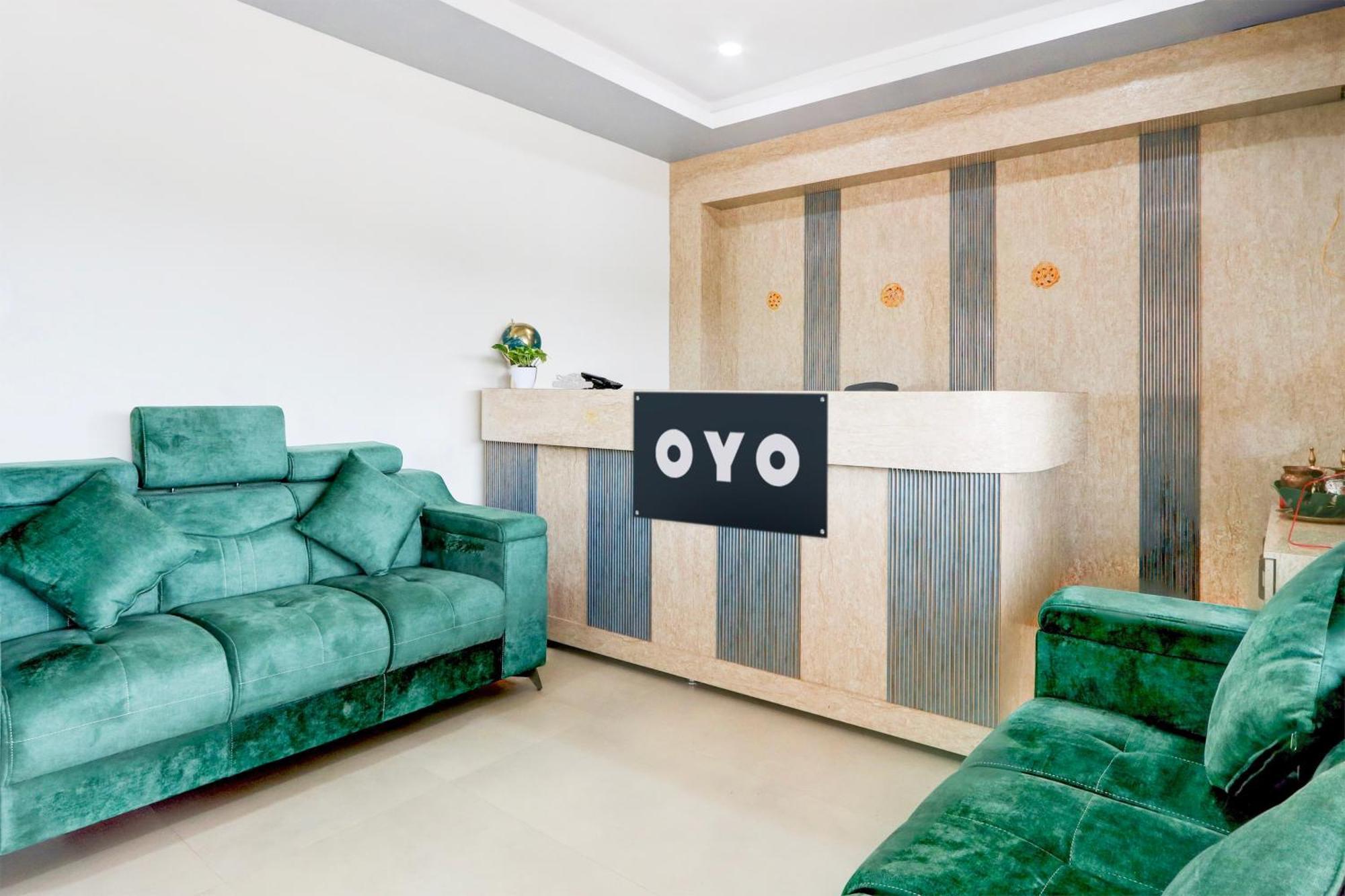 Hotel O Pr Grand Khammam 外观 照片